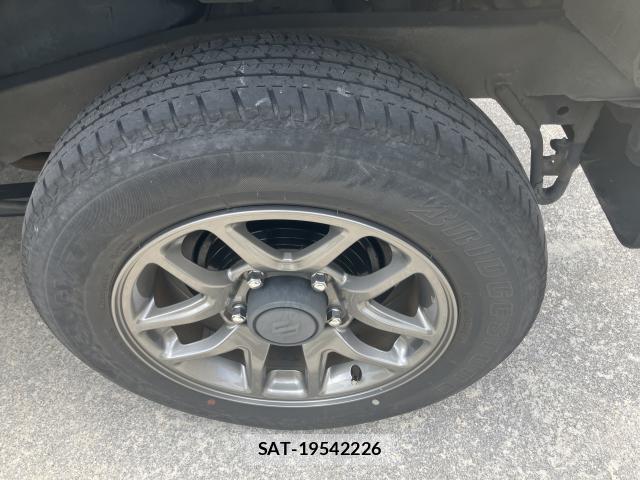 Suzuki JIMNY 2021-08 8379865-7
