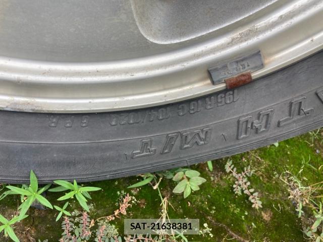 Suzuki JIMNY 1996-01 8379876-11