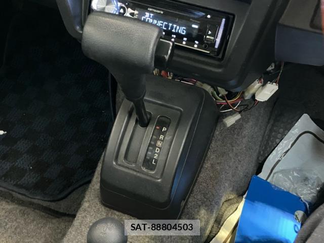 Suzuki JIMNY 1997-01 8379885-18