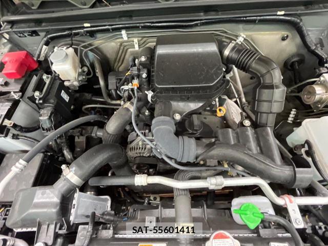 Suzuki JIMNY 2025-03 8379977-17