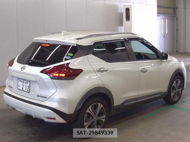 Nissan KICKS 2020-12 8378858-1