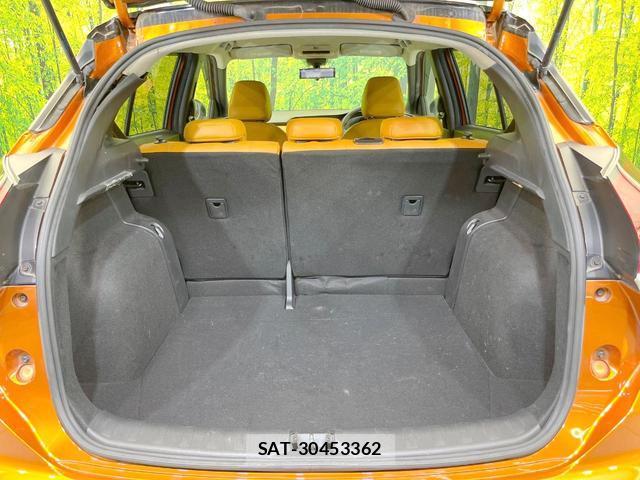Nissan KICKS 2021-10 8379447-9