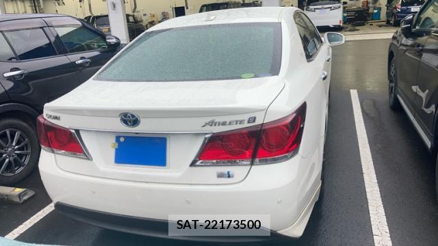 Toyota KLUGER HYBRID 2013-10 8379045-13