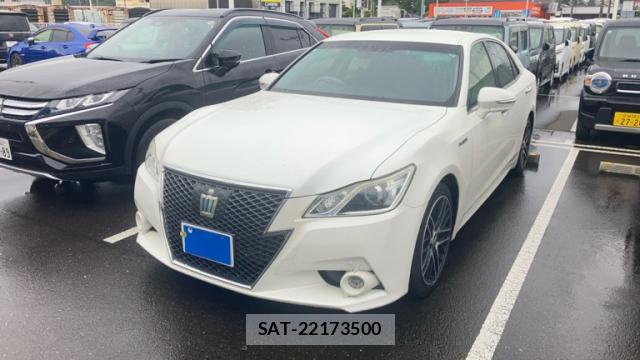 Toyota KLUGER HYBRID 2013-10 8379045-2