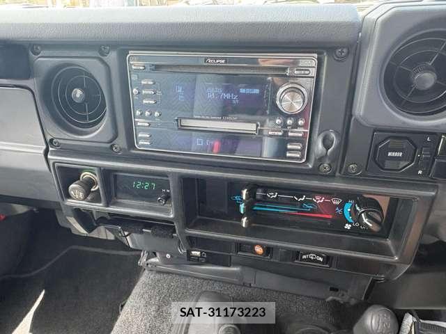 Toyota Land Cruiser 70 1996-04 8380183-13