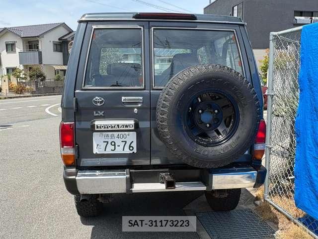 Toyota Land Cruiser 70 1996-04 8380183-16