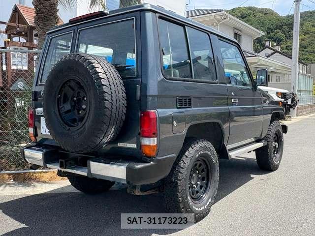 Toyota Land Cruiser 70 1996-04 8380183-2