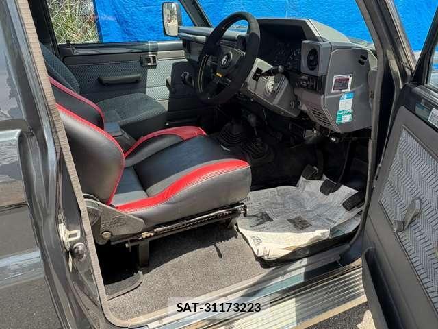 Toyota Land Cruiser 70 1996-04 8380183-4