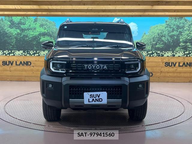 Toyota Land Cruiser FJ 2026-06 8379965-13