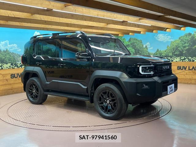 Toyota Land Cruiser FJ 2026-06 8379965-15