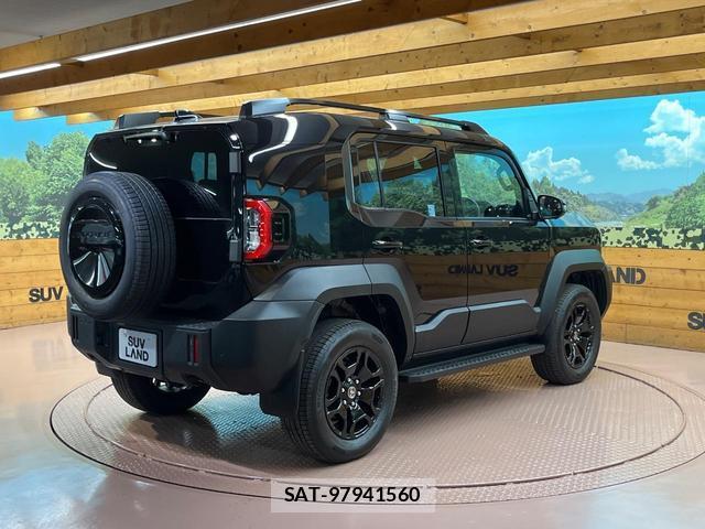 Toyota Land Cruiser FJ 2026-06 8379965-16