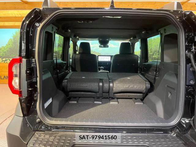 Toyota Land Cruiser FJ 2026-06 8379965-9