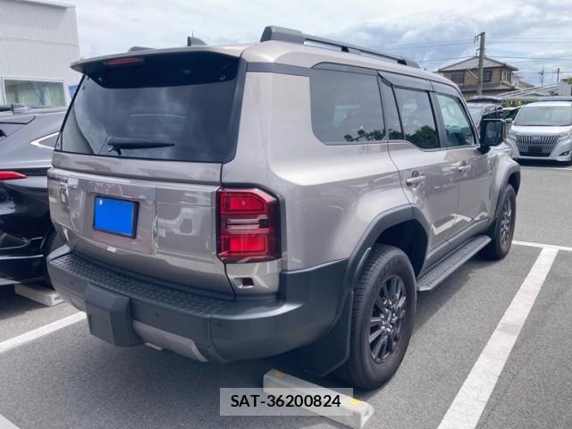 Toyota LAND CRUISER 2024-10 8379076-13