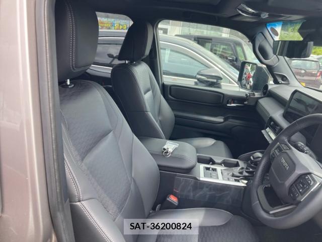 Toyota LAND CRUISER 2024-10 8379076-14