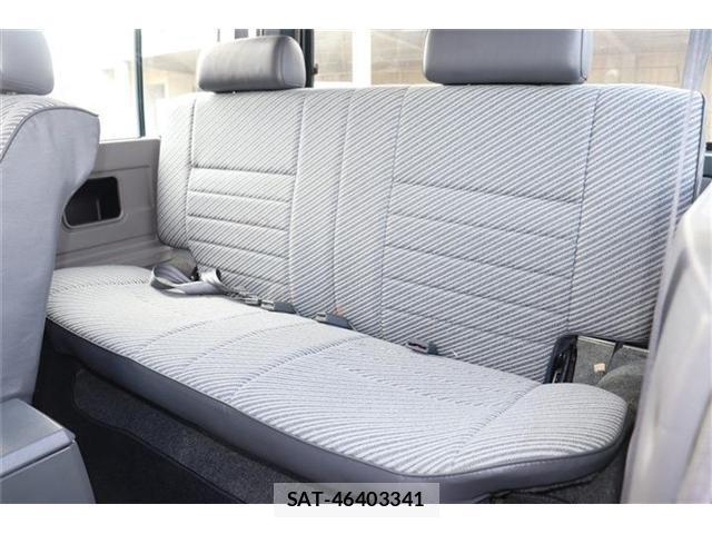 Toyota LAND CRUISER 1992-03 8379813-11
