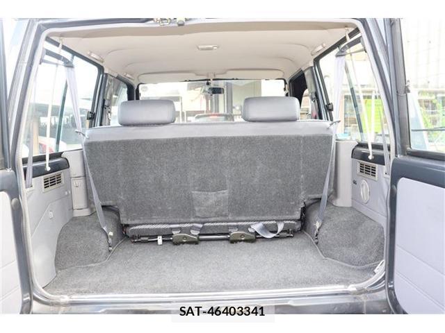 Toyota LAND CRUISER 1992-03 8379813-12