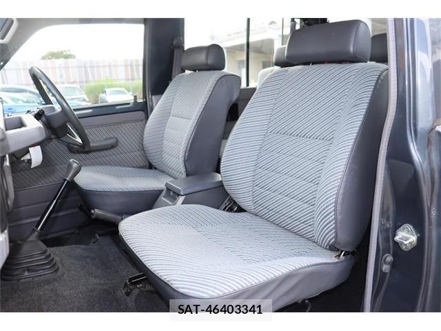 Toyota LAND CRUISER 1992-03 8379813-5