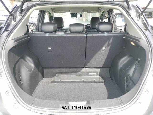 Nissan LEAF 2019-01 8379479-11