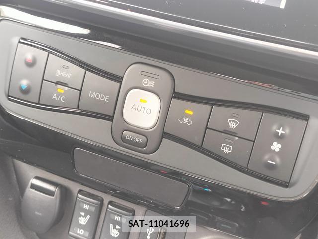 Nissan LEAF 2019-01 8379479-13