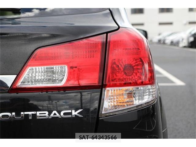Subaru OUTBACK 2014-02 8378693-12