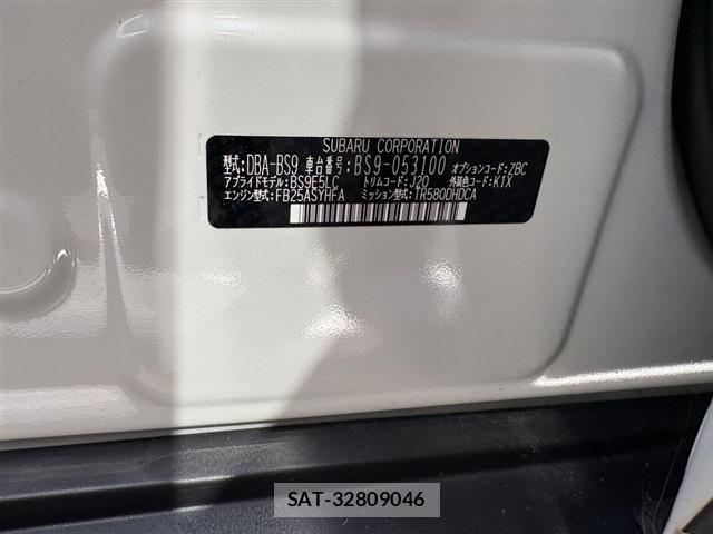 Subaru OUTBACK 2018-11 8379699-4