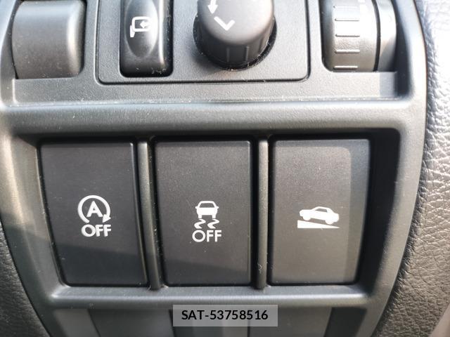 Subaru LEGACY 2013-05 8379481-10