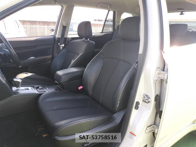 Subaru LEGACY 2013-05 8379481-11