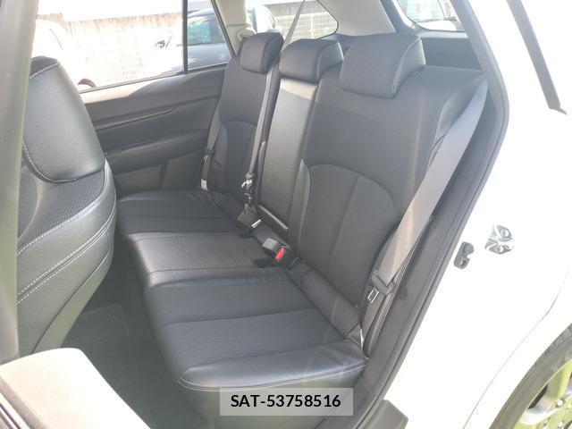 Subaru LEGACY 2013-05 8379481-12