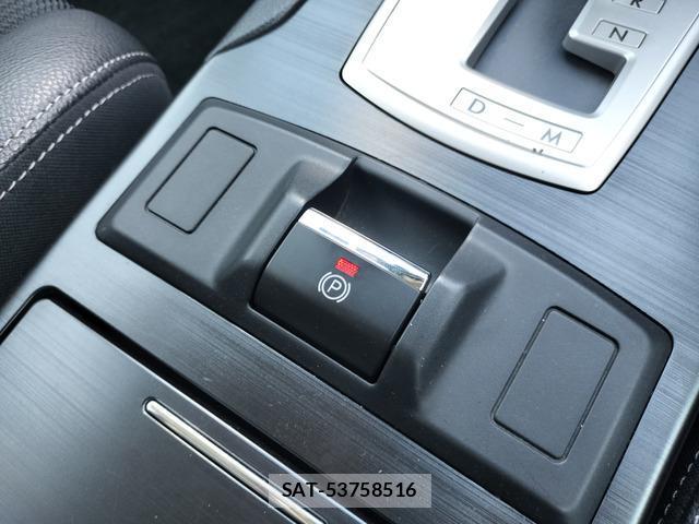 Subaru LEGACY 2013-05 8379481-7