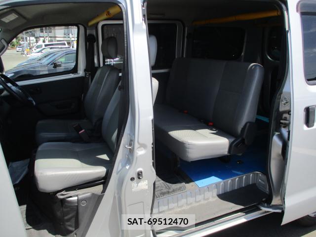 Toyota LITEACE VAN 2017-10 8379633-13