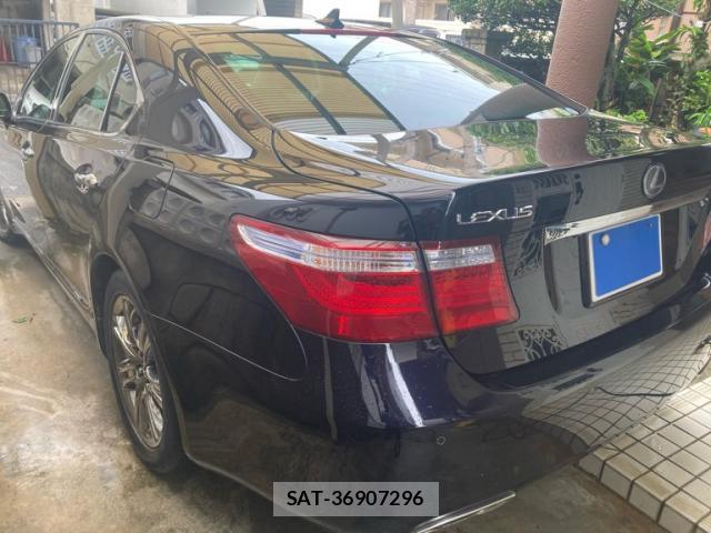Lexus LS 2007-09 8378918-2