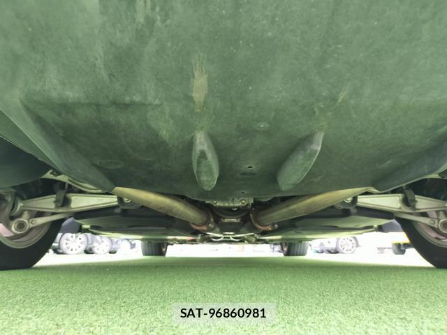 Lexus LS 2011-08 8379480-8