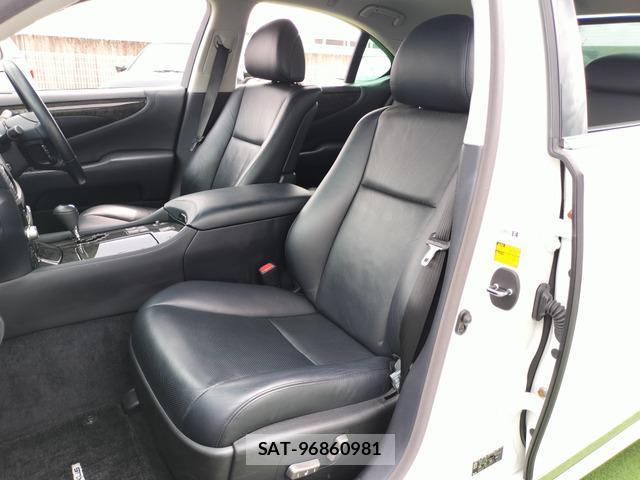 Lexus LS 2011-08 8379480-9