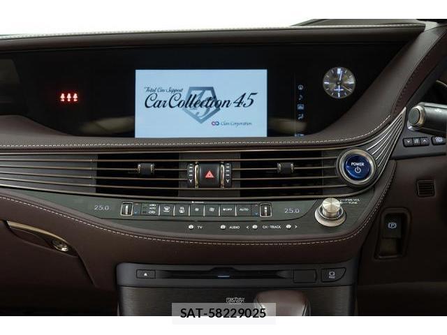 Lexus LS 2018-09 8379596-19