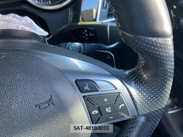 Mercedes Benz M-CLASS 2015-08 8379071-15