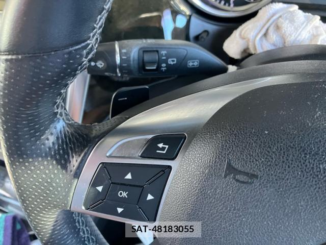 Mercedes Benz M-CLASS 2015-08 8379071-16