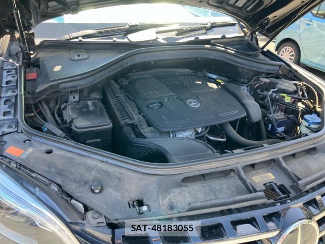 Mercedes Benz M-CLASS 2015-08 8379071-7