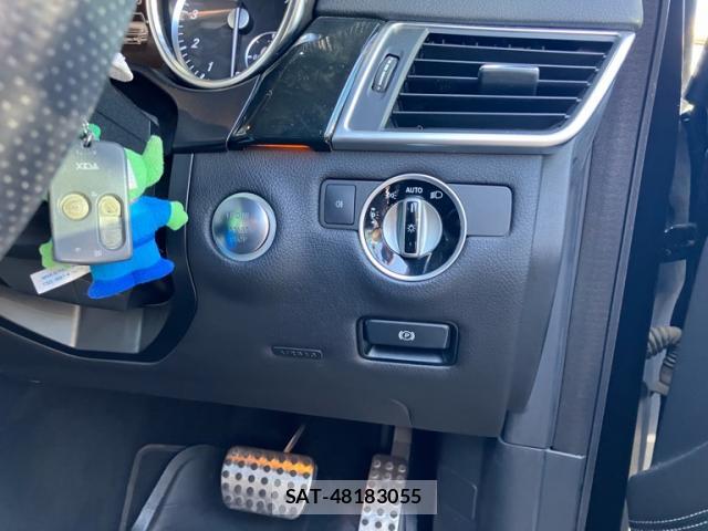 Mercedes Benz M-CLASS 2015-08 8379071-9