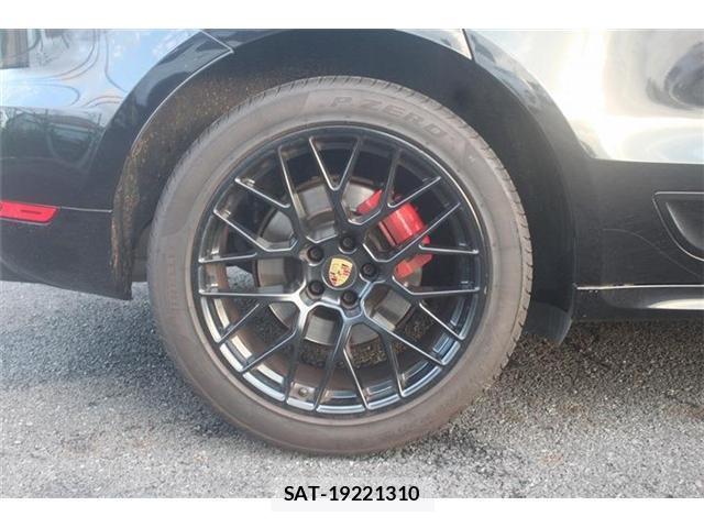 Porsche MACAN 2018-03 8379733-12