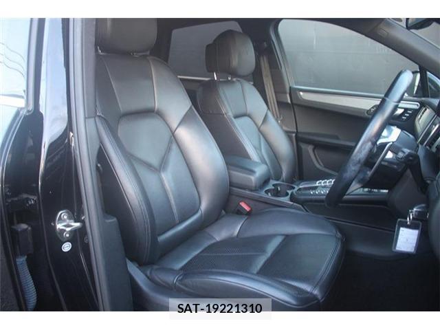 Porsche MACAN 2018-03 8379733-15