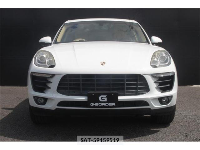 Porsche MACAN 2015-09 8379734-6