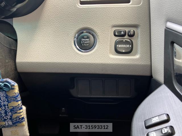 Toyota MARK X ZIO 2007-10 8378932-14