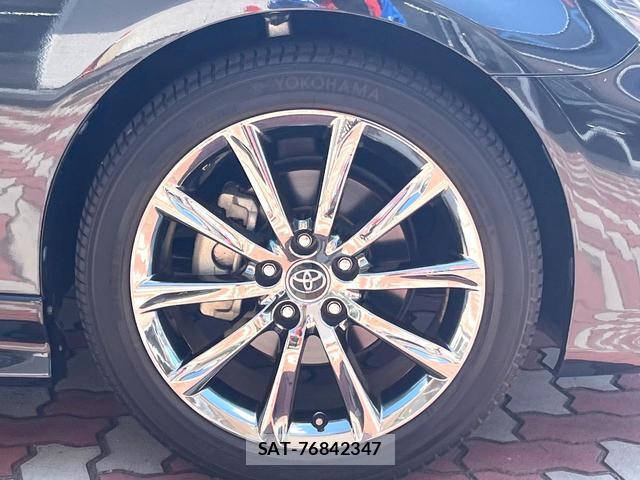Toyota MARK X 2019-01 8378880-12