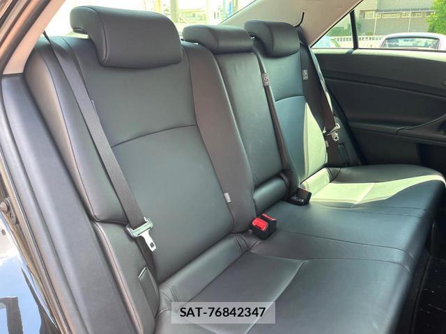 Toyota MARK X 2019-01 8378880-8