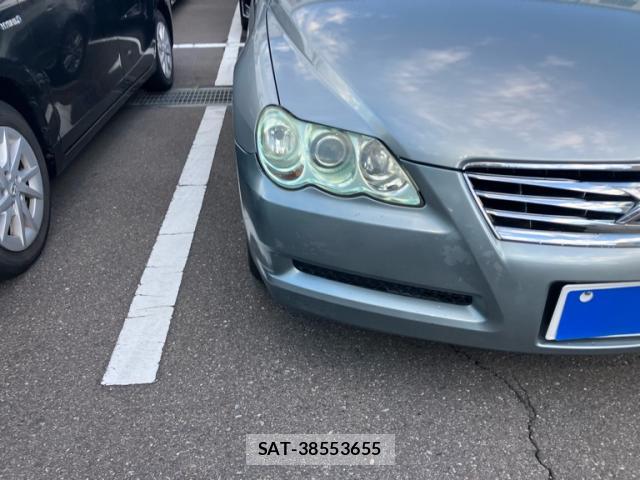 Toyota MARK X 2007-10 8379056-2