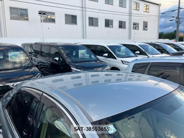 Toyota MARK X 2007-10 8379056-3