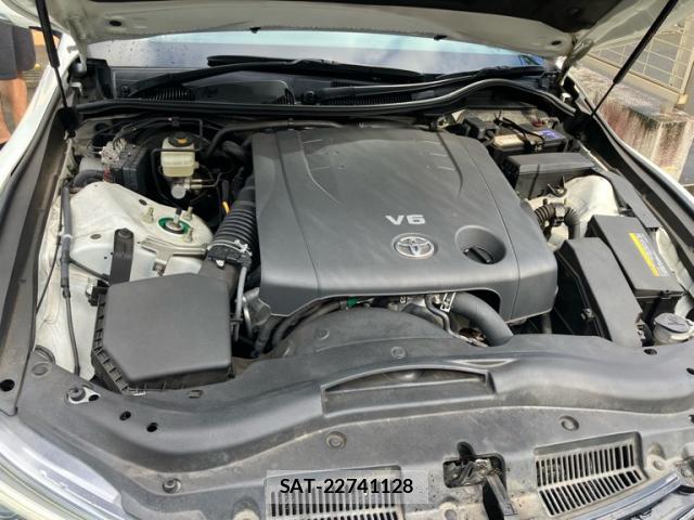 Toyota MARK X 2015-10 8379073-5