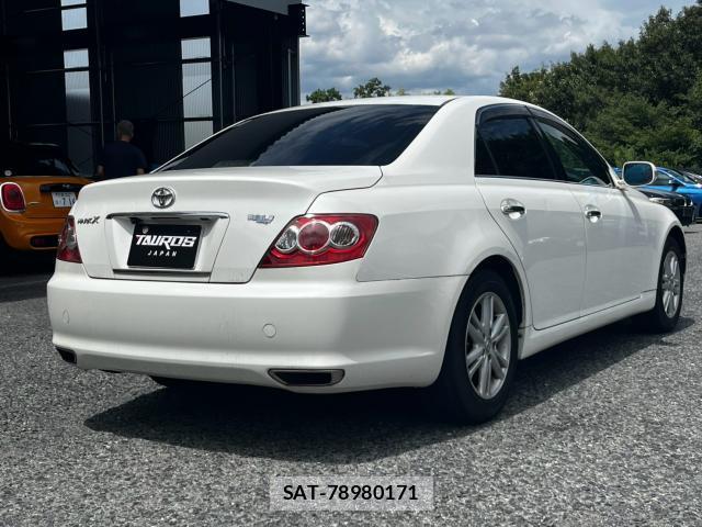 Toyota MARK X 2009-01 8379298-1