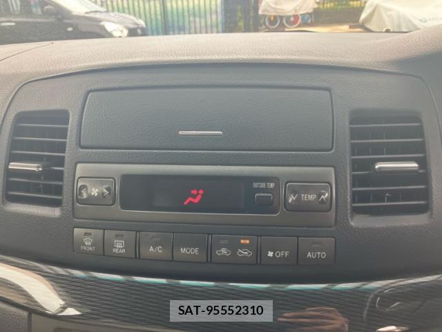 Toyota MARK II 2005-09 8378510-11