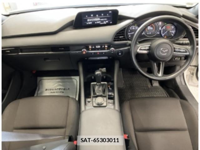 Mazda MAZDA3 2023-02 8378760-2